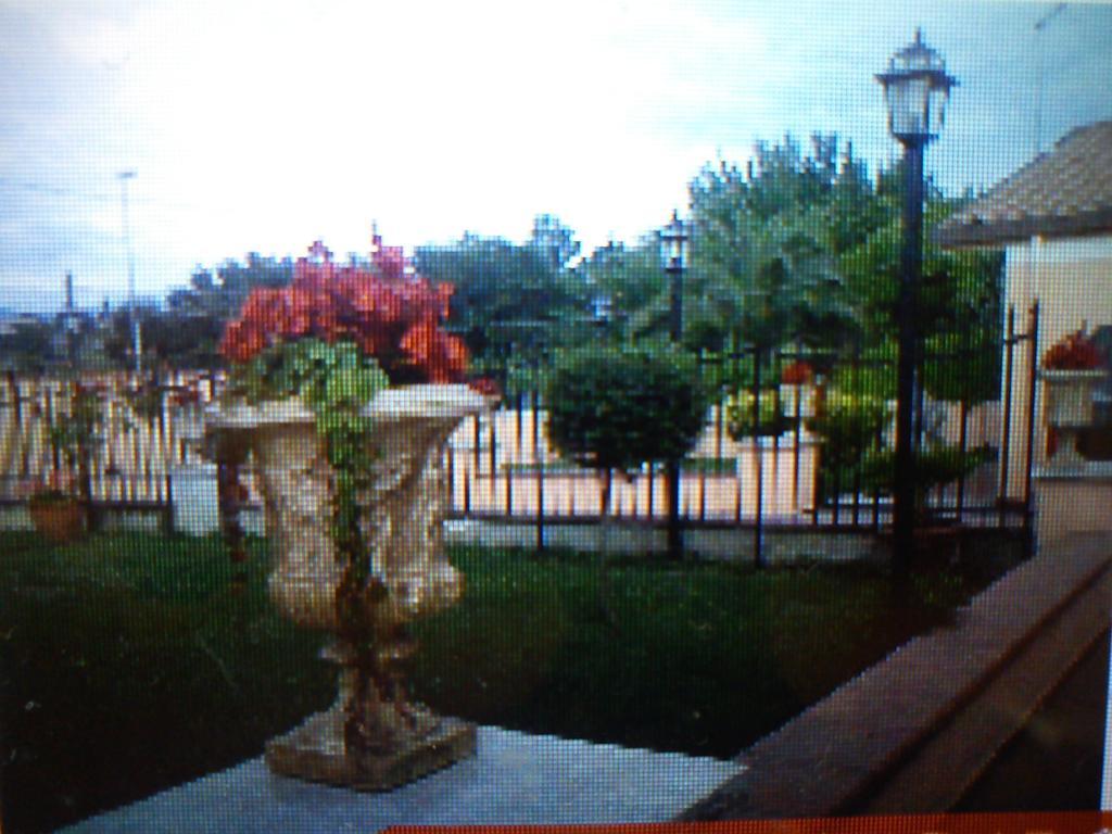 Villa Paradise Resort Gallicano nel Lazio Kültér fotó