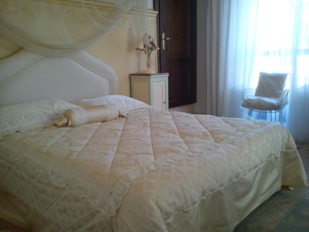 Villa Paradise Resort Gallicano nel Lazio Szoba fotó